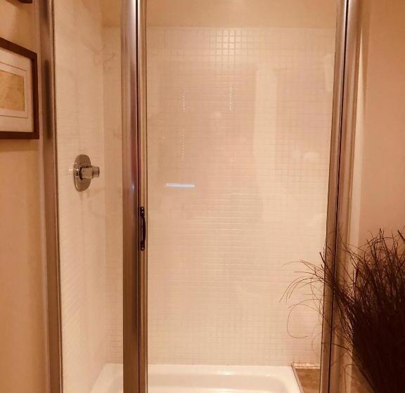 مبيت وإفطار The Blue Cow