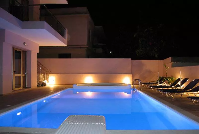 Blue Sky Hotel Apartments