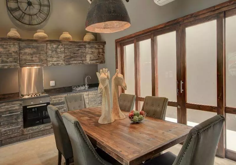 ホテル Bush Villas Self-catering At Botlierskop