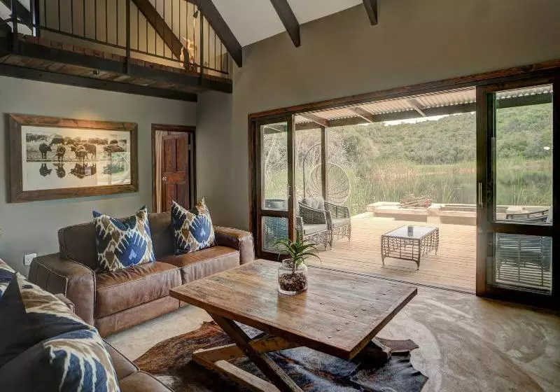 ホテル Bush Villas Self-catering At Botlierskop