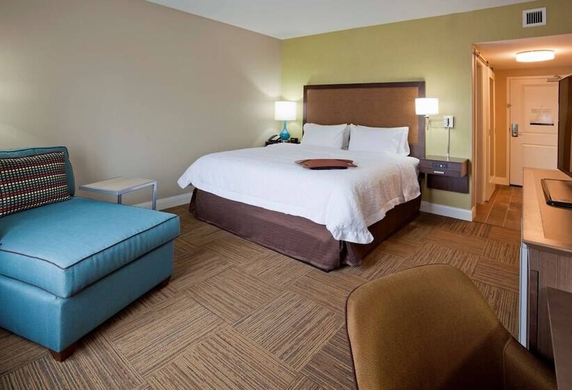 בית מלון כפרי Hampton Inn Minneapolis Bloomington West