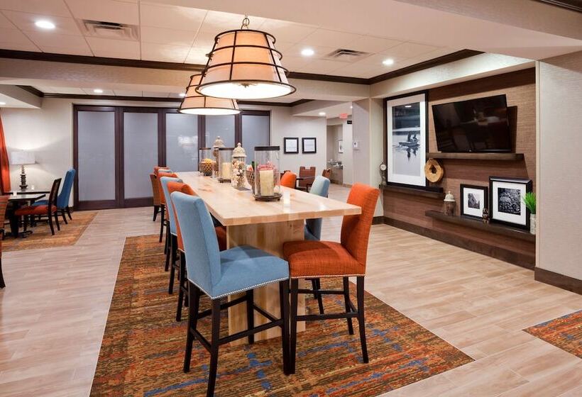 בית מלון כפרי Hampton Inn Minneapolis Bloomington West