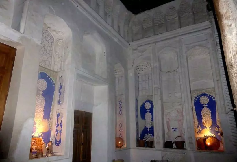 ホテル Hovli Poyon