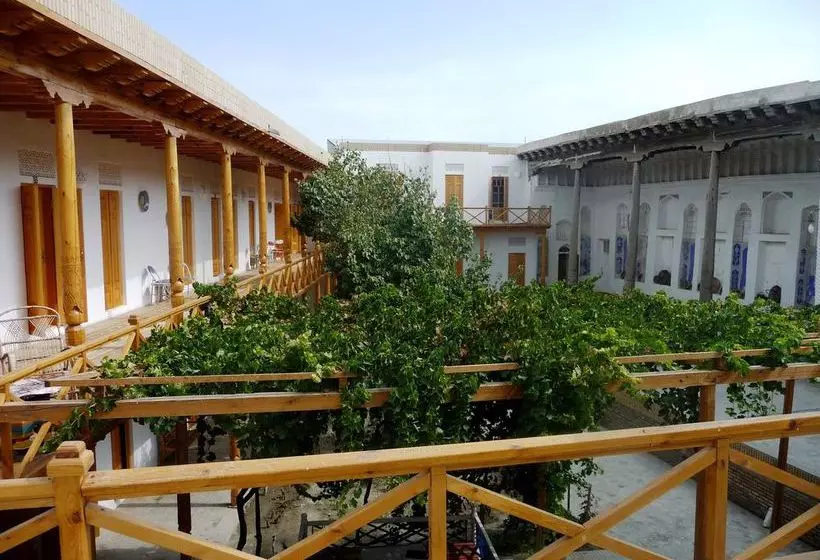 ホテル Hovli Poyon