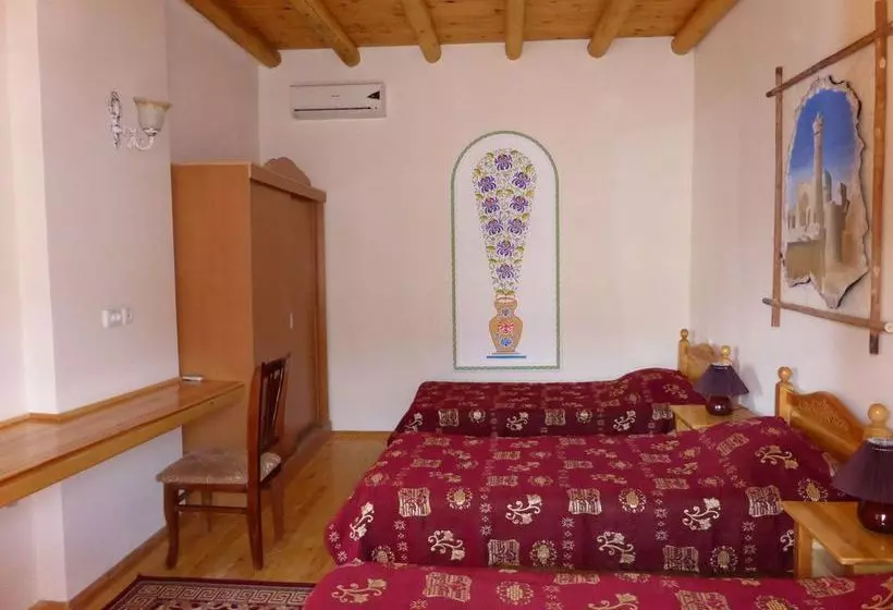 ホテル Hovli Poyon