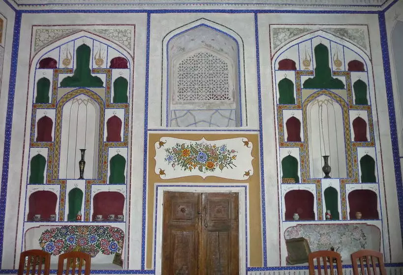 ホテル Hovli Poyon