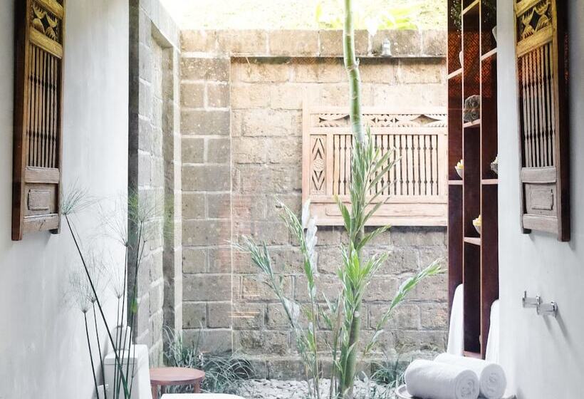 هتل Kalapa Boutique Resort & Yoga