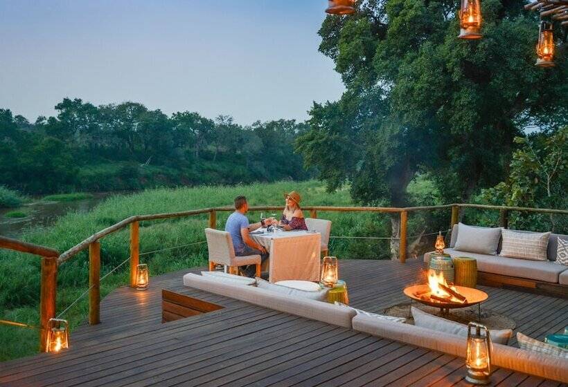 Отель Lion Sands Narina Lodge