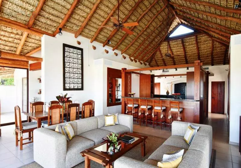 هتل Paradise Beach Nevis