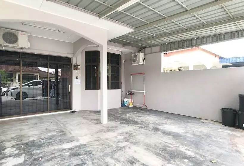 Hotelli Sakura 2 Homestay Kampar