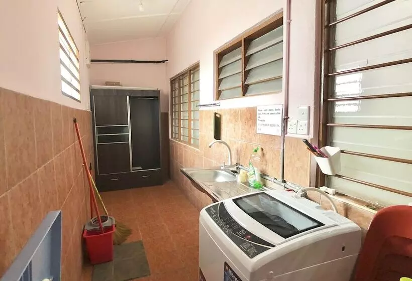 Hotelli Sakura 2 Homestay Kampar