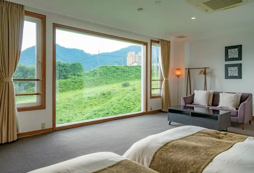 Hotelli Sierra Resort Yuzawa