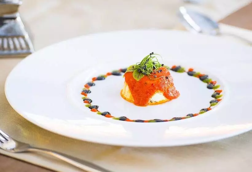 Villa Plaza Boutique Hotel & Spa