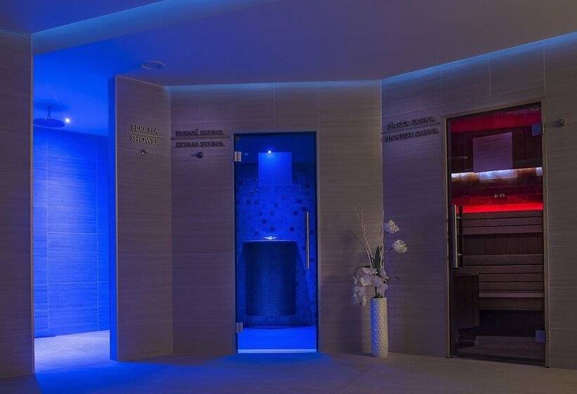 Villa Plaza Boutique Hotel & Spa