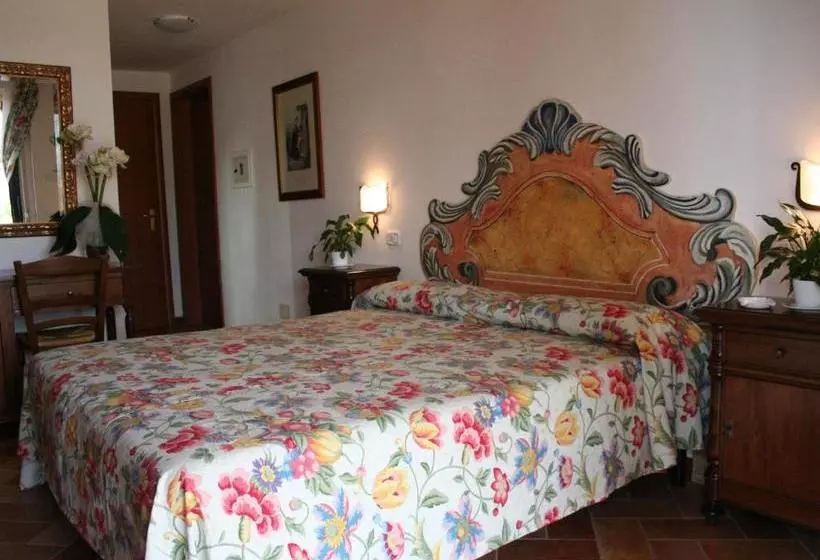 Borgo San Antonio & Borgo San Giuseppe By La Principina