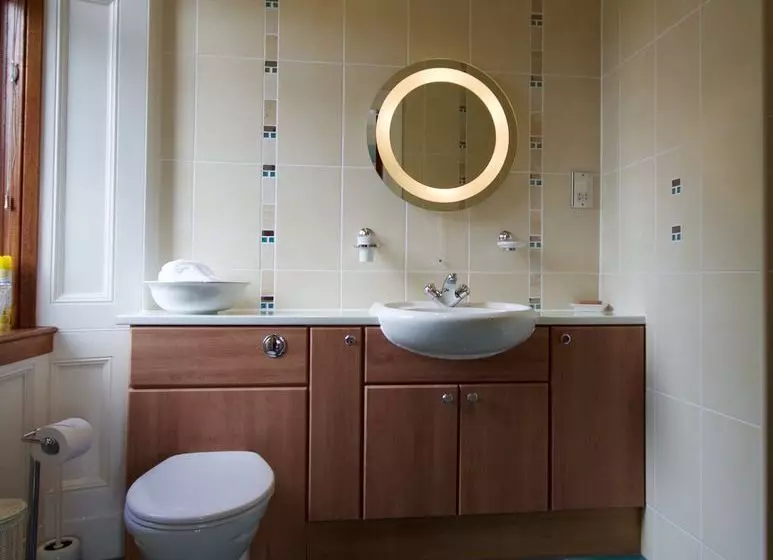 Muirholm Bed & Breakfast