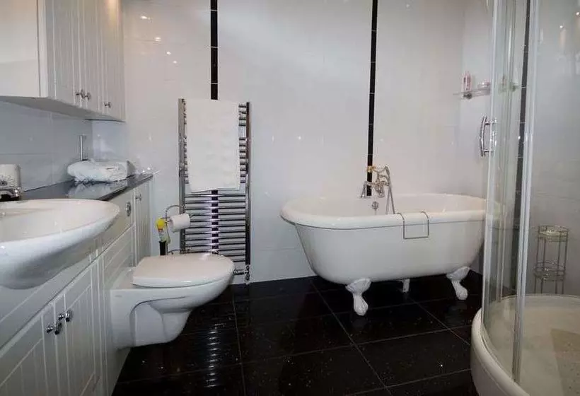 Muirholm Bed & Breakfast