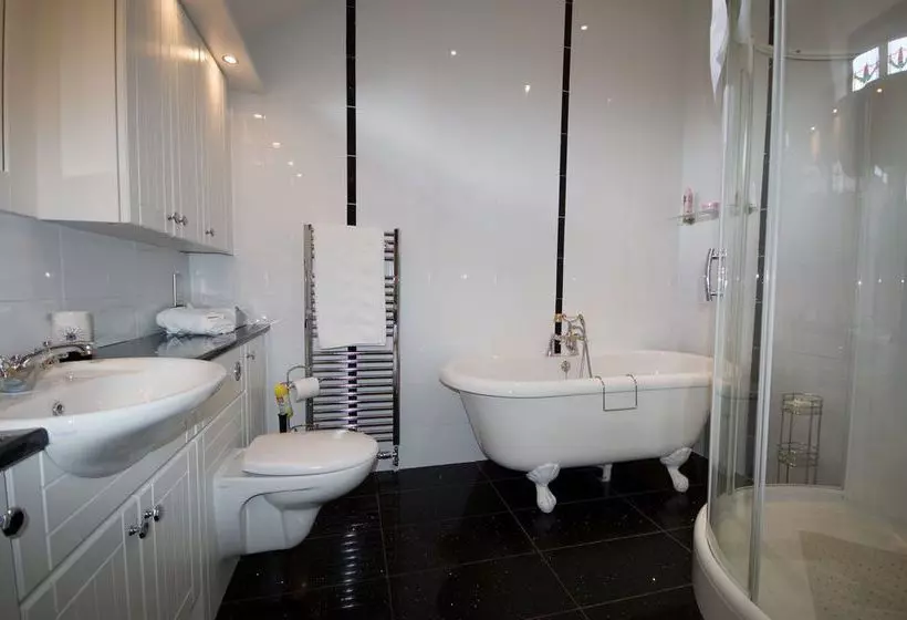 Muirholm Bed & Breakfast