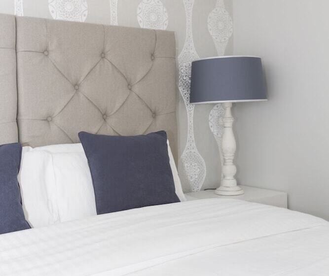 פנסיון Karma St. Martin S