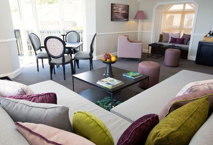 פנסיון Karma St. Martin S