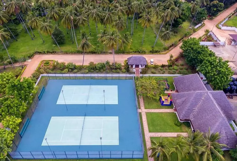 Sea Cliff Resort & Spa