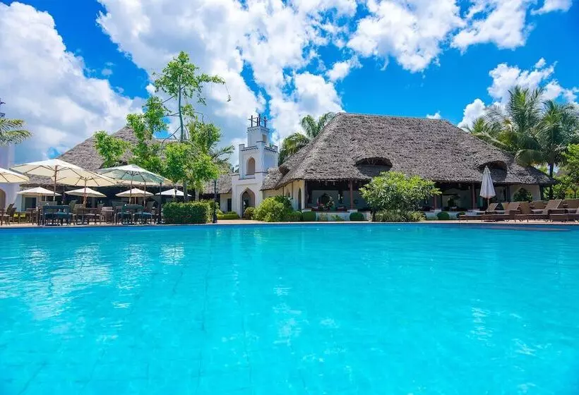 Sea Cliff Resort & Spa