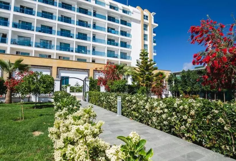 The Lumos Deluxe Resort Hotel & Spa