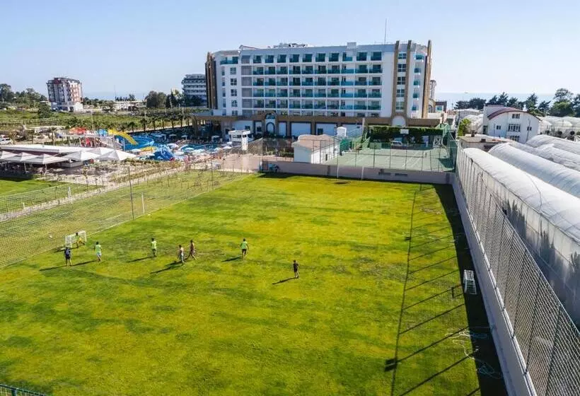 The Lumos Deluxe Resort Hotel & Spa