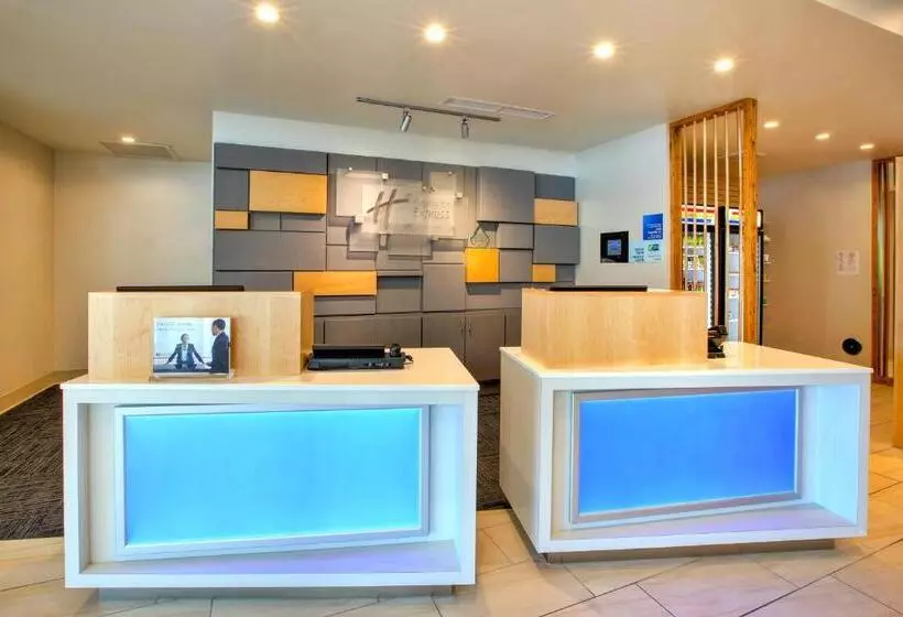 ホテル Holiday Inn Express & Suites New Castle, An Ihg