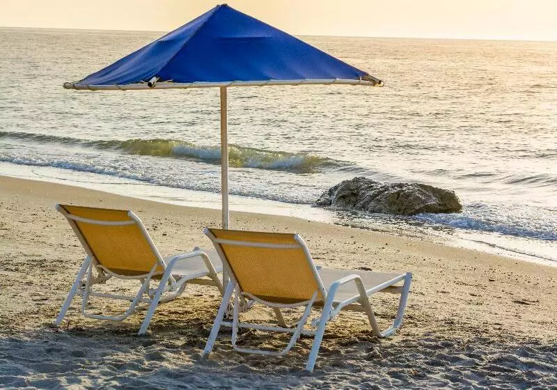 ホテル Kouros Palace