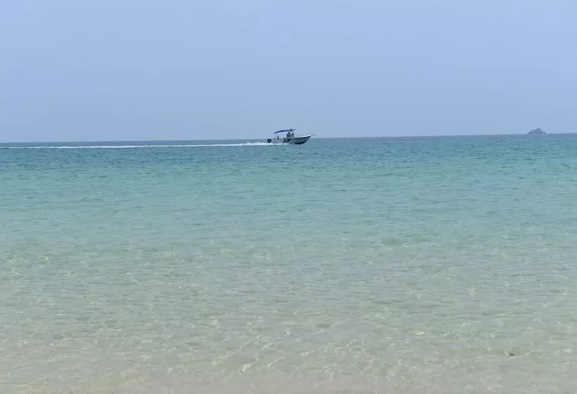 هتل Sangthian Beach Resort