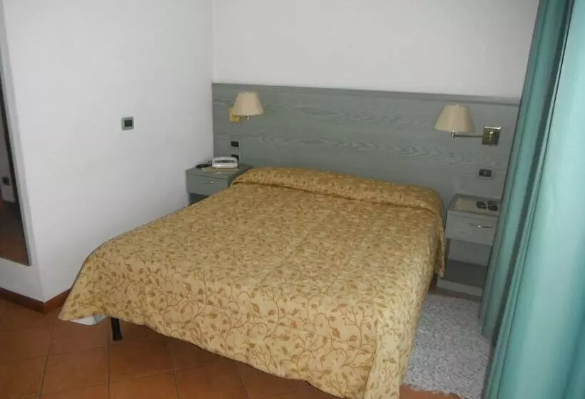 هتل Villa Rina