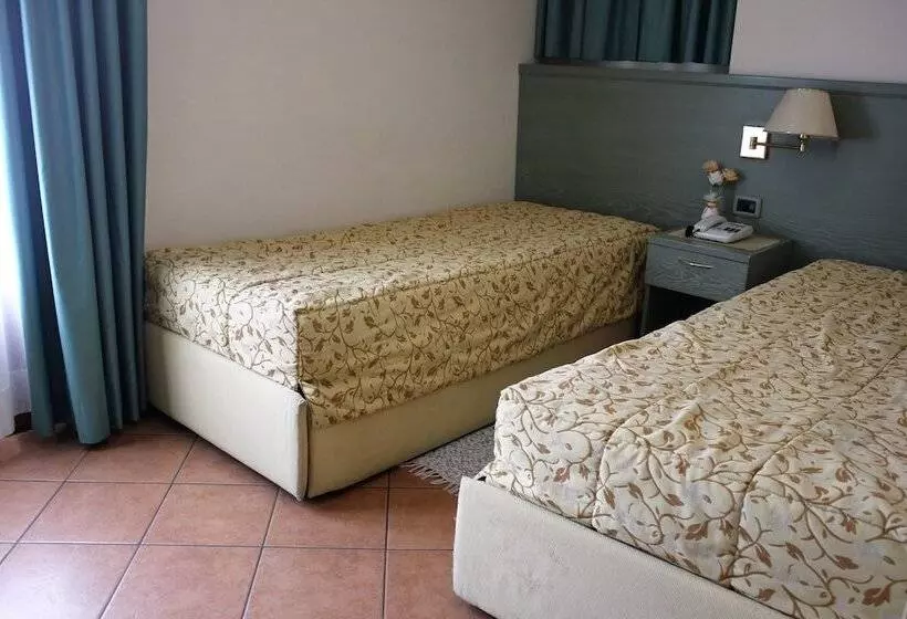 هتل Villa Rina