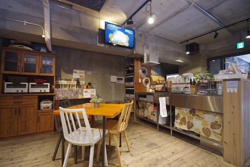 Tora Hotel Asakusa Hostel