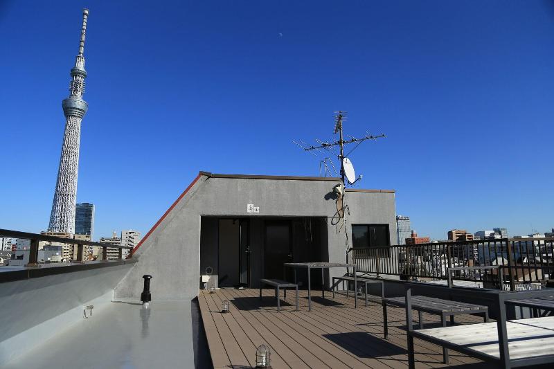 Tora Hotel Asakusa Hostel