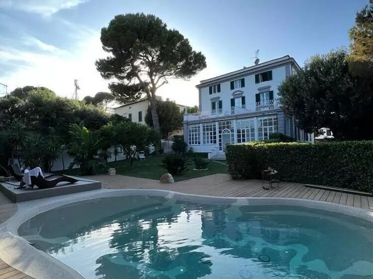 Aamiaismajoitus (B&B) Villa Giulietta