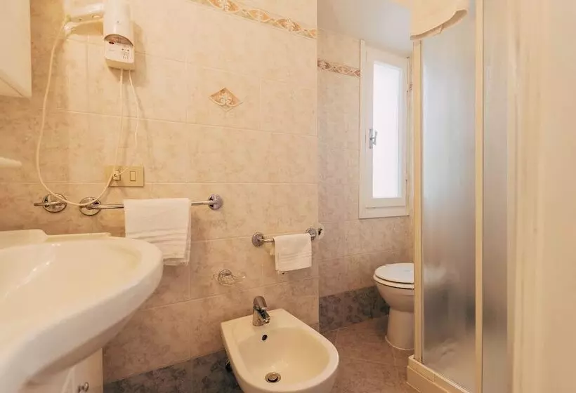 Aamiaismajoitus (B&B) Villa Giulietta