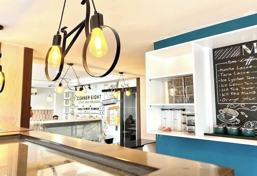 בית מלון כפרי Behomy Corner Eight Lippo Karawaci