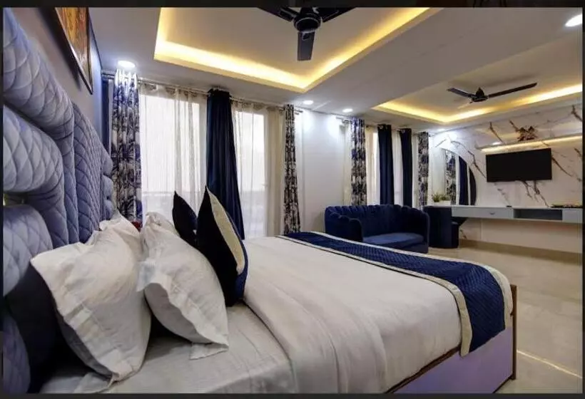 ホテル Noida Dreams 144