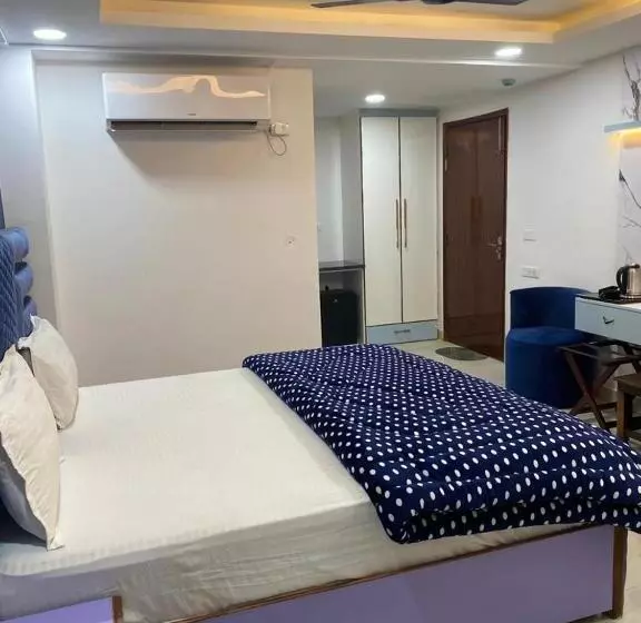 ホテル Noida Dreams 144