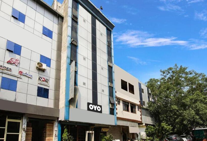 Hotel Oyo Flagship 81419 Ss Palace