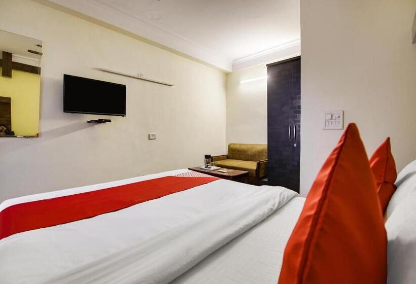 Hotel Oyo Flagship 81419 Ss Palace