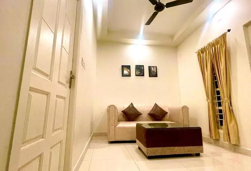 پانسیون Jack S Den Residency