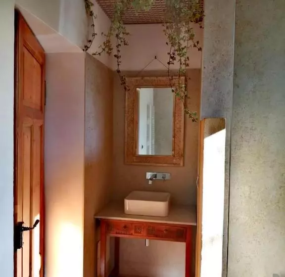 ホテル Agriturismo Camponovo