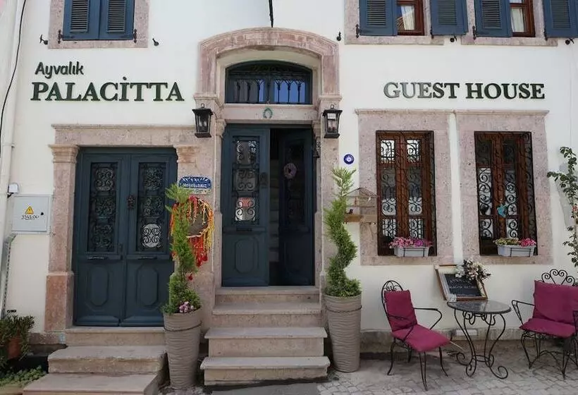 ホテル Ayvalık Palacitta Guesthouse