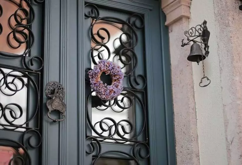 ホテル Ayvalık Palacitta Guesthouse