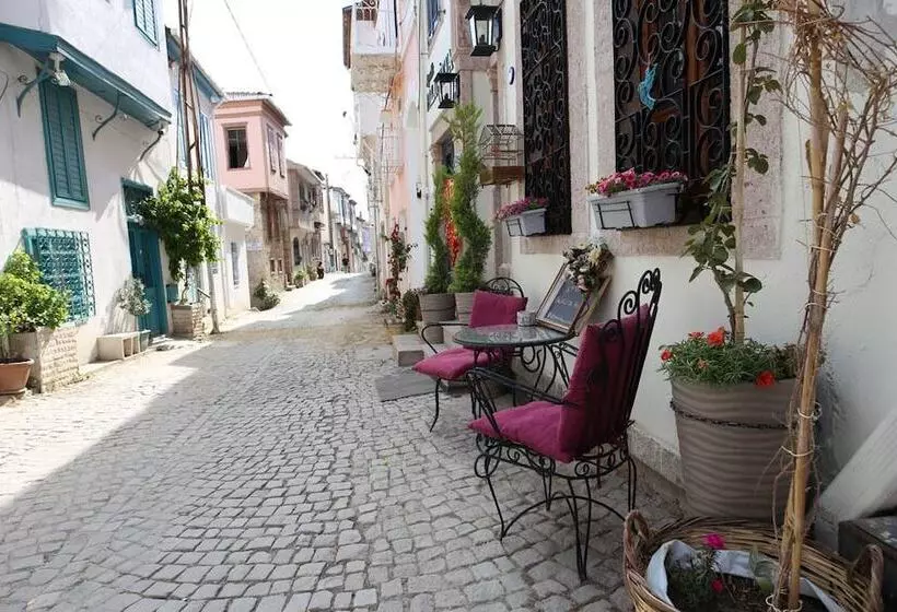 ホテル Ayvalık Palacitta Guesthouse