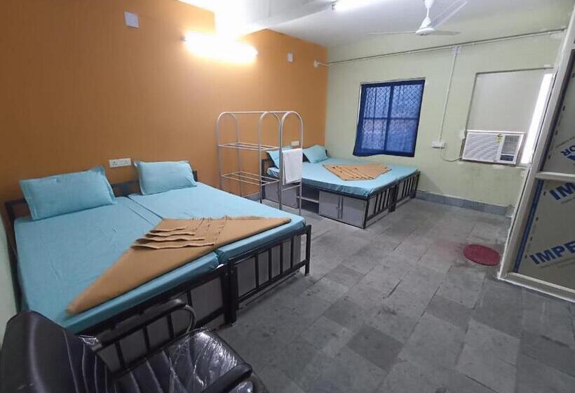 Hotel Brundabati Yatri Niwas