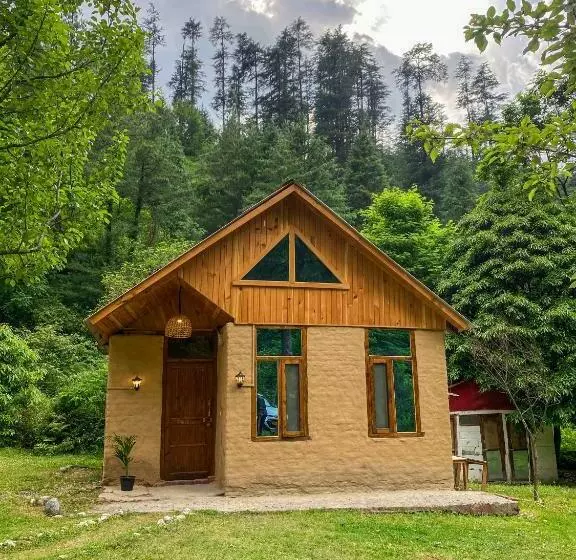 Whoopers Hostel Jibhi