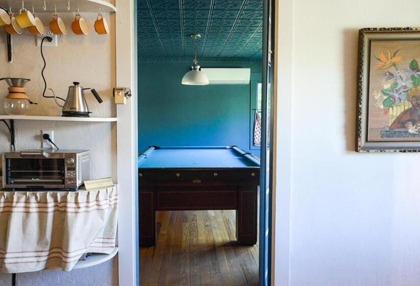 Bed and Breakfast The Waldoboro Inn Room 3